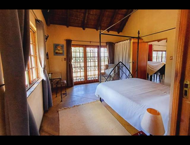 3 BEDROOM HOUSE FOR SALE IN VAALKOP DAM